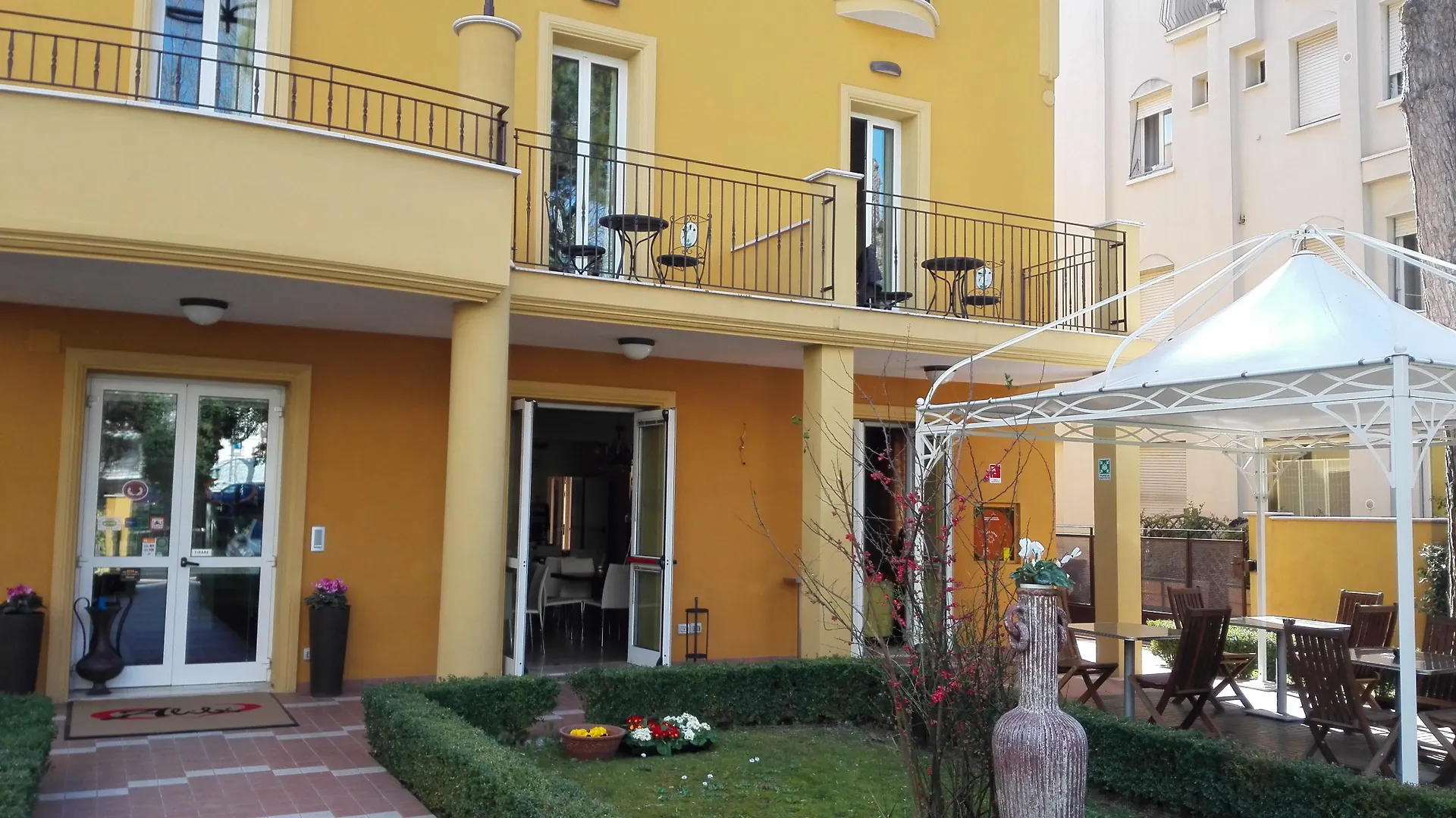 Hotel Alibi Rimini 3*,  Italy
