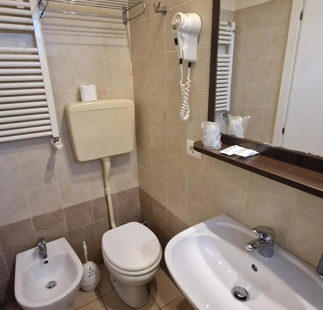 Hotel Alibi Rimini 3*,  Italien