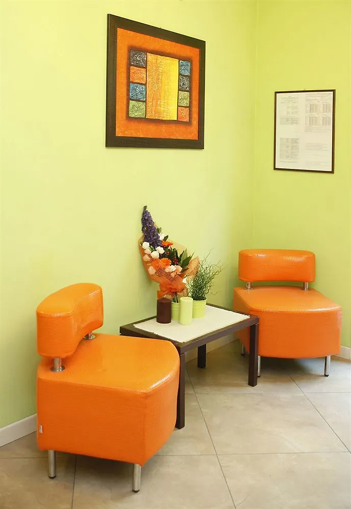 Hotel Alibi Римини 3*,